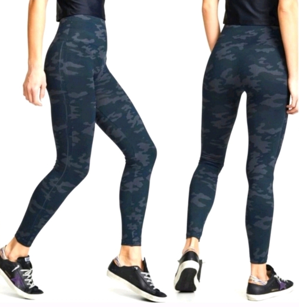 SPANX Seamless Camo Slimming Look At Me Now High Rise Compression XL Leggings
